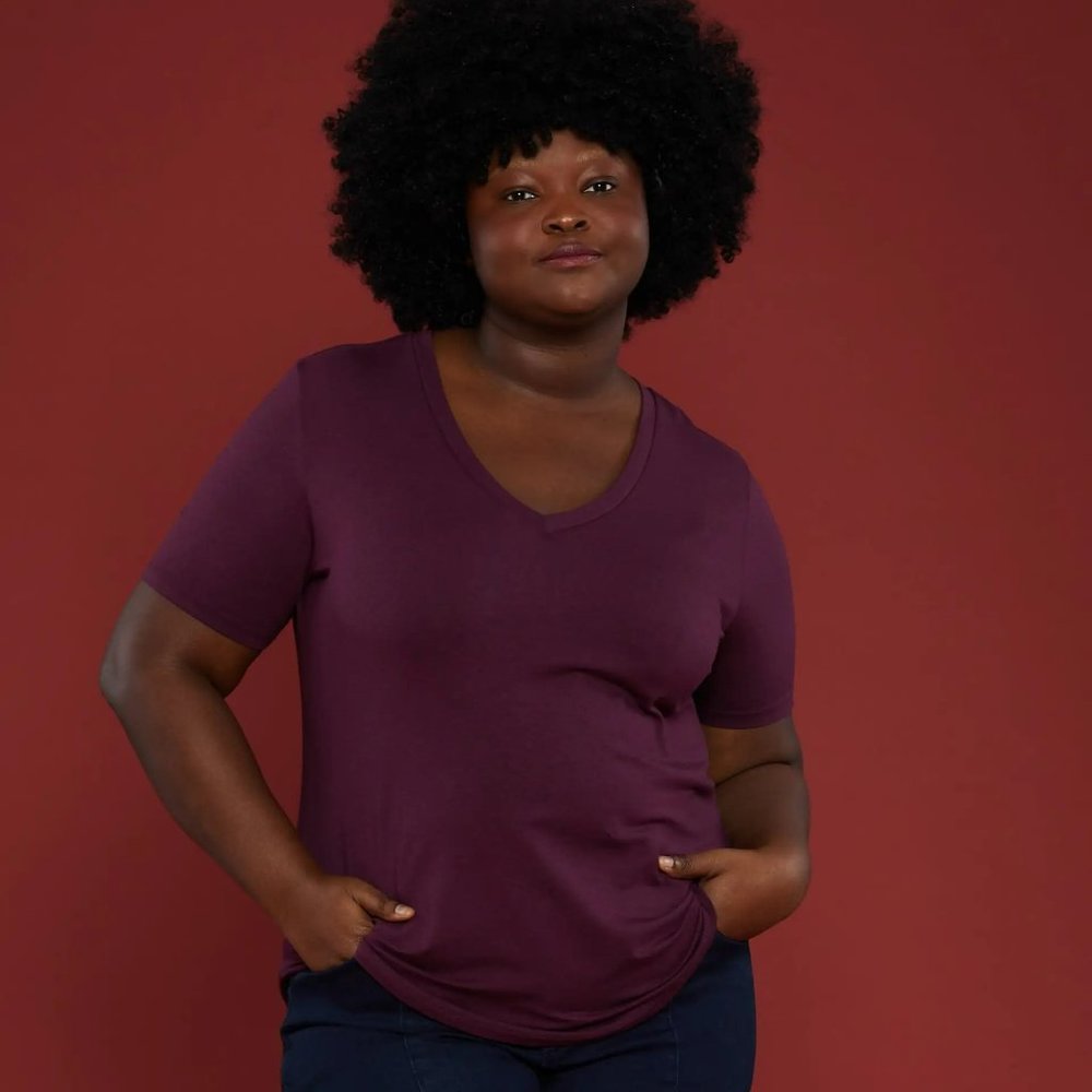 Universal Standard V Rex T-Shirt in Eggplant, size 5x